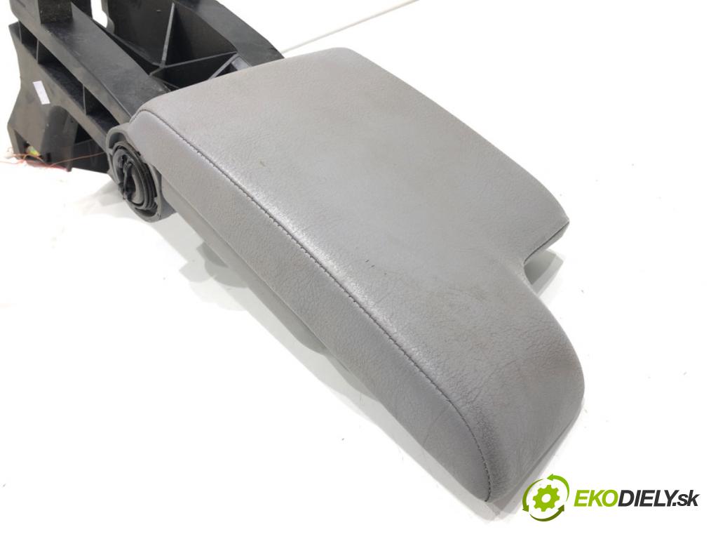 BMW E46 liftback 2002 85 kW 316 ti 1596 loketní opěrka 8213678 (Loketní opěrka)