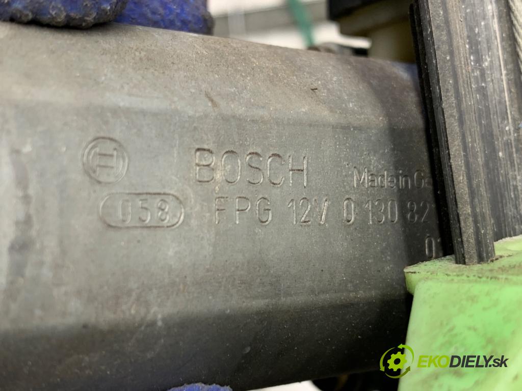 BMW E46 liftback 2002 85 kW 316 ti 1596 Mechanizmus okna pravy predný 8251350