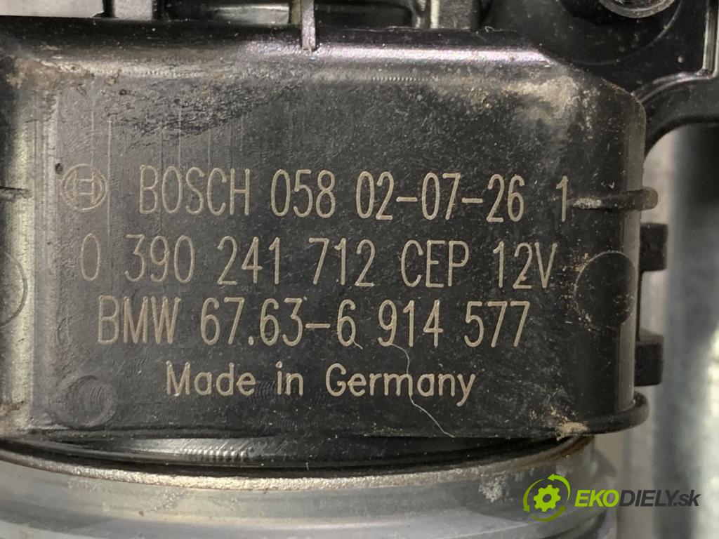 BMW E46 liftback 2002 85 kW 316 ti 1596 Mechanizmus stieračov predný 6914577 (Motorček stieračov predný)