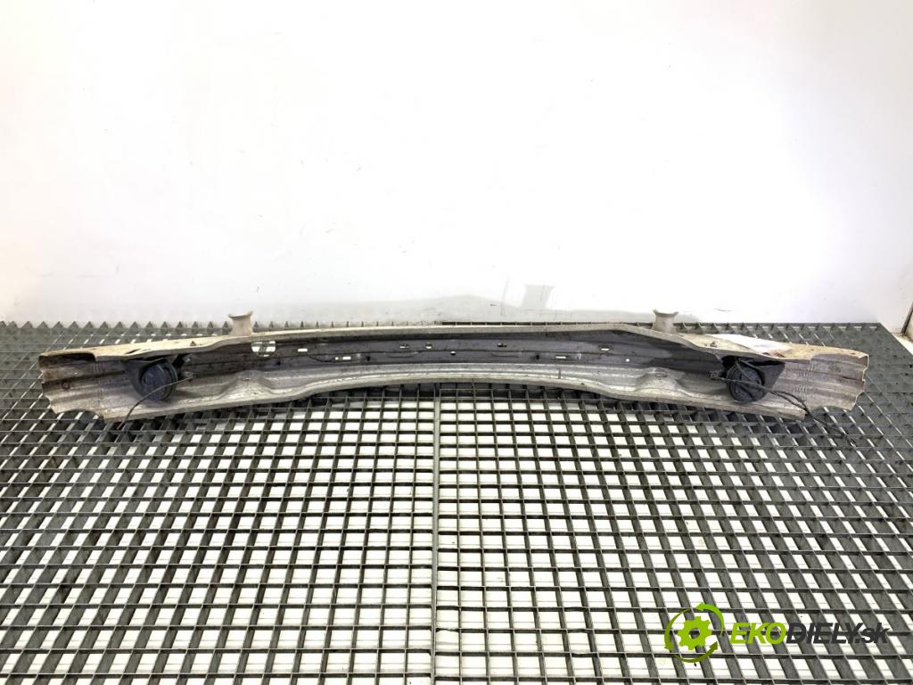 BMW E46 liftback 2002 85 kW 316 ti 1596 výztuha nárazníka přední část 8195287 (Přední výztuha)
