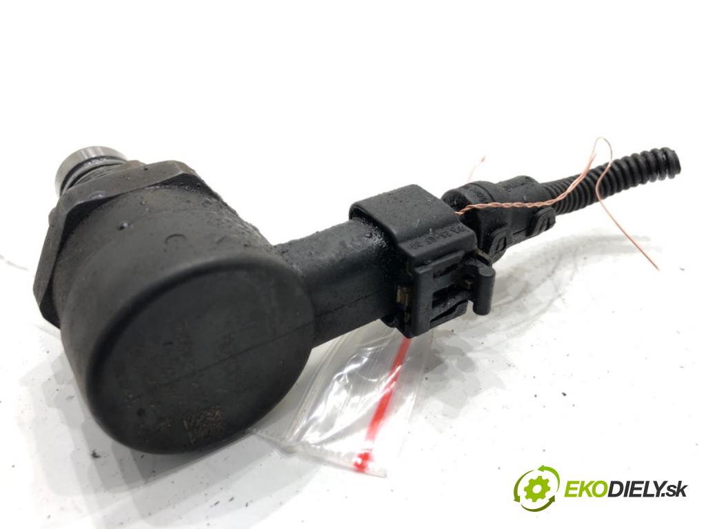 OPEL ASTRA H Kombi 2005 110 kW 1.9 CDTI (L35) 1910 Snímač tlaku paliva 0281002507 (Snímač)