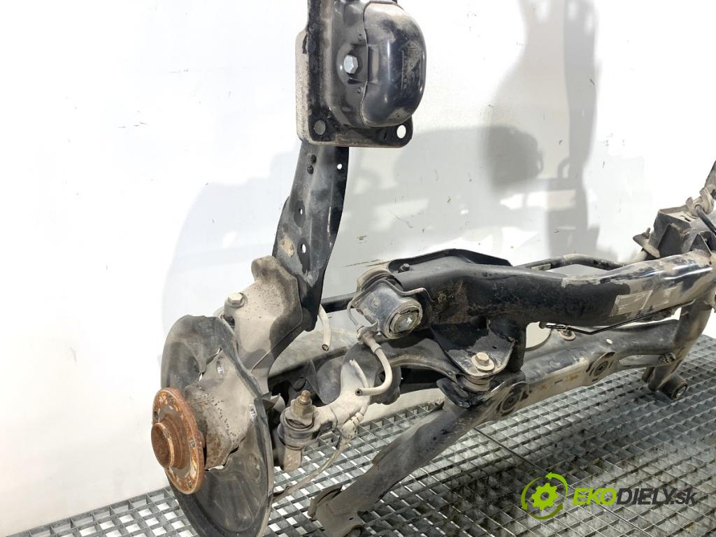 VW ARTEON liftback 2021 235 kW TSI R 1984 Výstuha zad 5Q0505235J