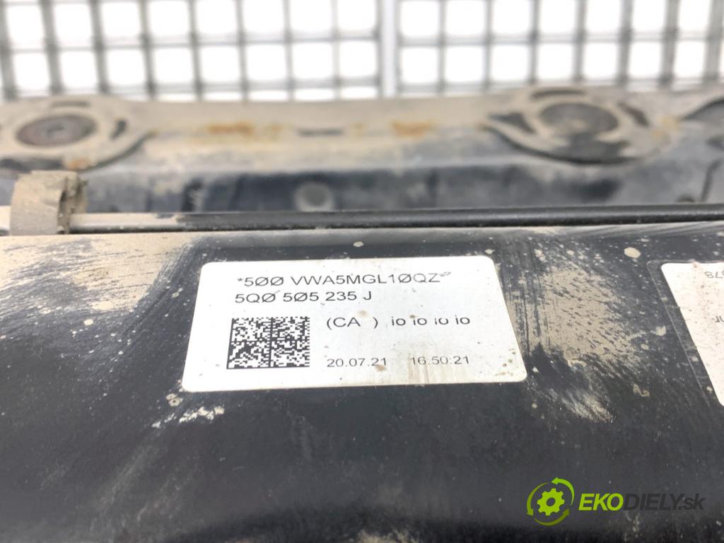 VW ARTEON liftback 2021 235 kW TSI R 1984 Výstuha zad 5Q0505235J