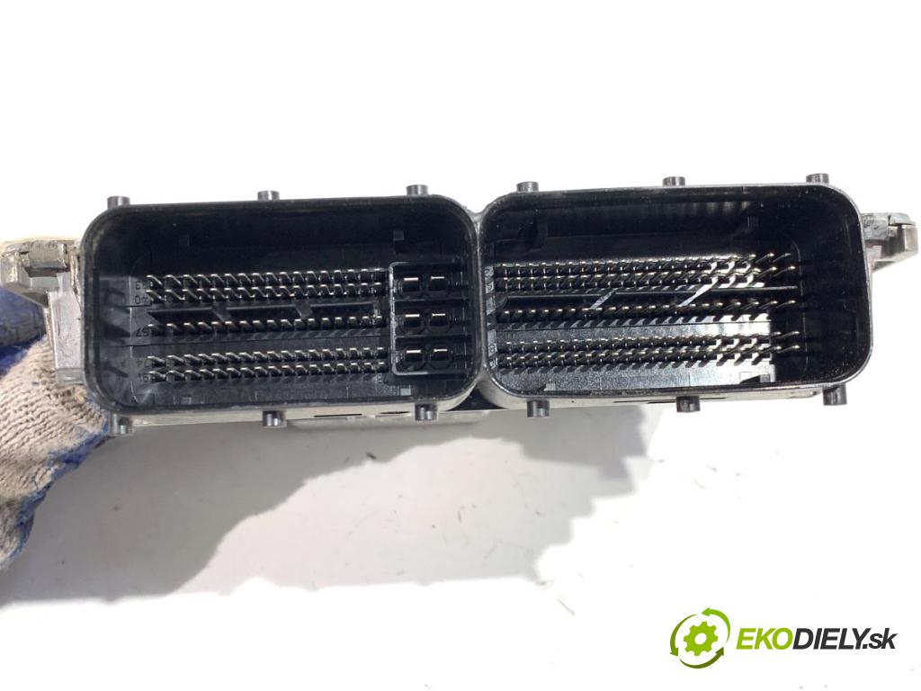 VW ARTEON liftback 2021 235 kW TSI R 1984 riadiaca jednotka Motor 06K907425M (Riadiaca jednotka)