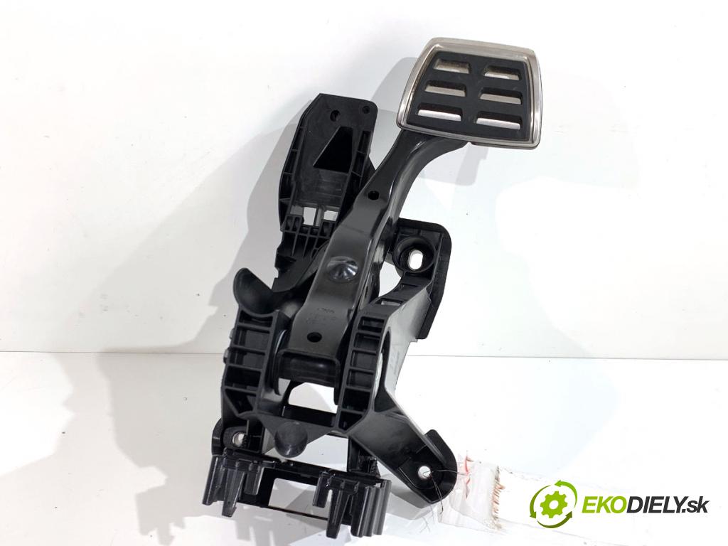 VW ARTEON liftback 2021 235 kW TSI R 1984 PEDÁL: 5Q1723058CH (Potenciometer plynového pedálu)