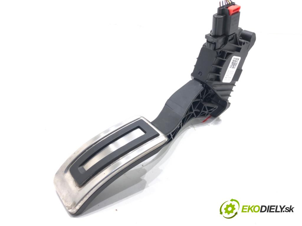 VW ARTEON liftback 2021 235 kW TSI R 1984 Potenciometer plynu 5Q1723503K (Potenciometer plynového pedálu)