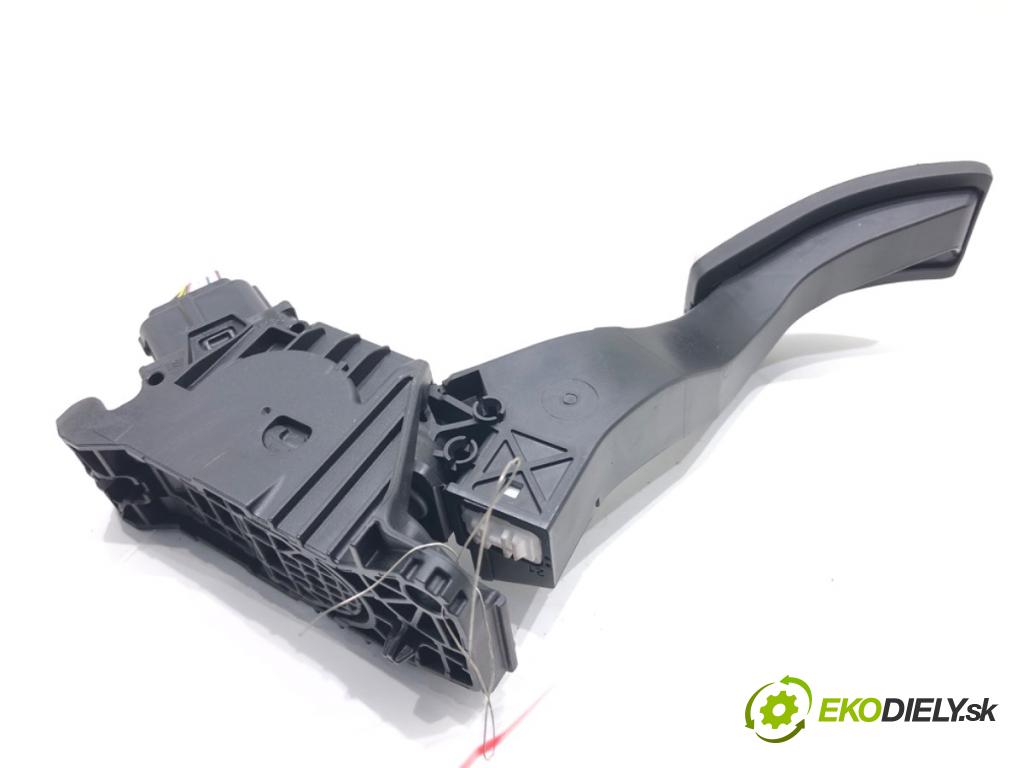 VW ARTEON liftback 2021 235 kW TSI R 1984 Potenciometer plynu 5Q1723503K (Potenciometer plynového pedálu)