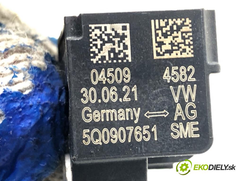 VW ARTEON liftback 2021 235 kW TSI R 1984 snímač nárazu 5Q0907651 (Snímač nárazu)