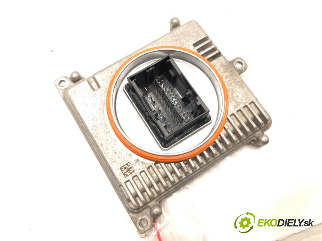 VW ARTEON liftback 2021 235 kW TSI R 1984 Menič XENON 992941572AA (Riadiaca jednotka xenónu)