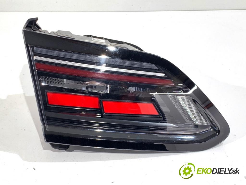 VW ARTEON liftback 2021 235 kW TSI R 1984 Svetlo zad ľavá strana vnútorná 3G8945307AF (Kľučka dverí ostatné)