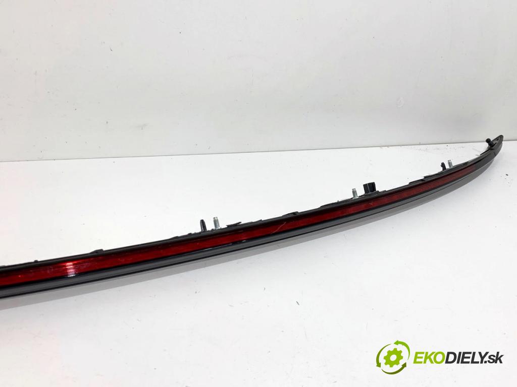 VW ARTEON liftback 2021 235 kW TSI R 1984 Svetlo brzdových svetiel 3G8945087A