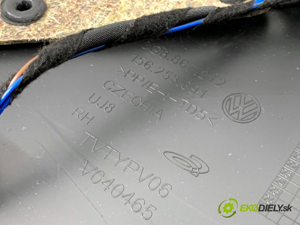 VW ARTEON liftback 2021 235 kW TSI R 1984 ča dveře pravý zadní část