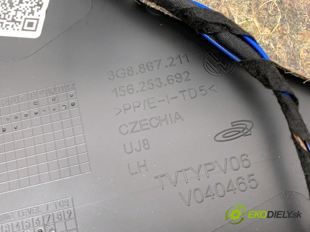 VW ARTEON liftback 2021 235 kW TSI R 1984 ča dveře levý zadní část