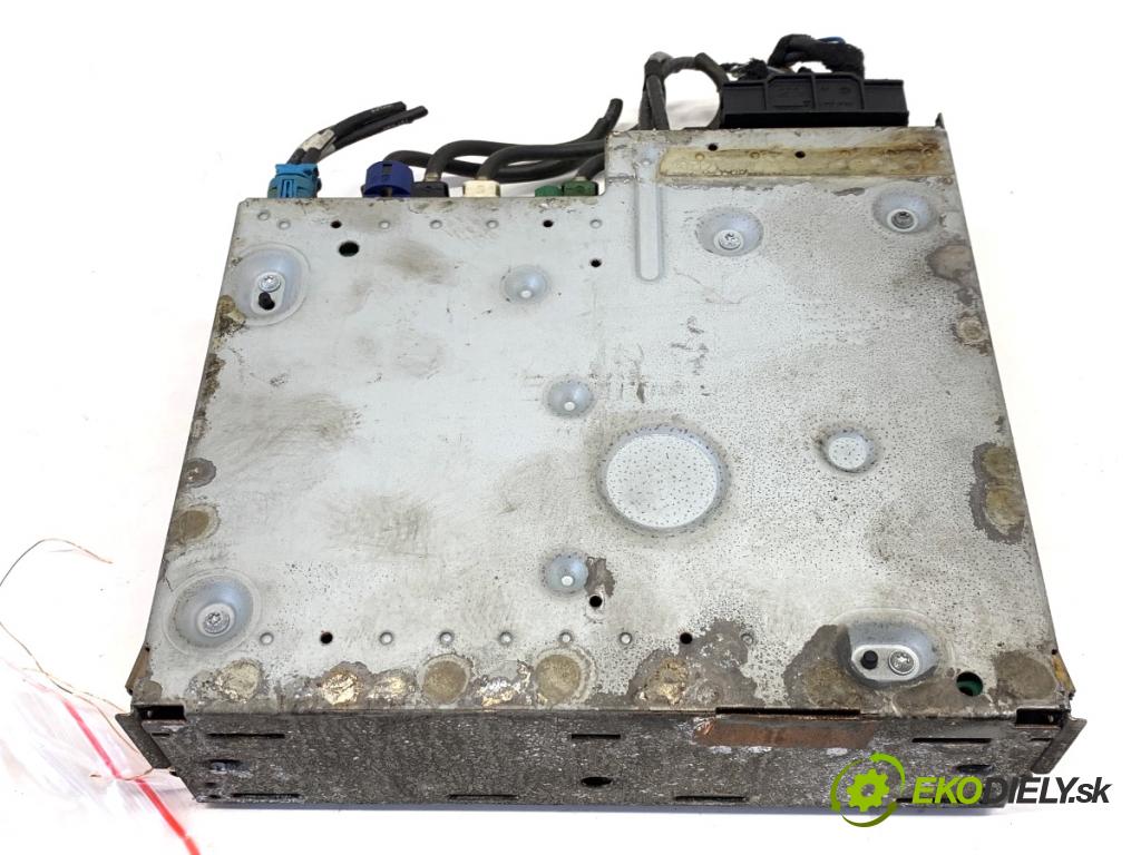 AUDI A6 C8 Kombi 2022 441 kW RS6 Mild Hybrid quattro 3996 RADIO 4M2035070C (Audio zariadenie)