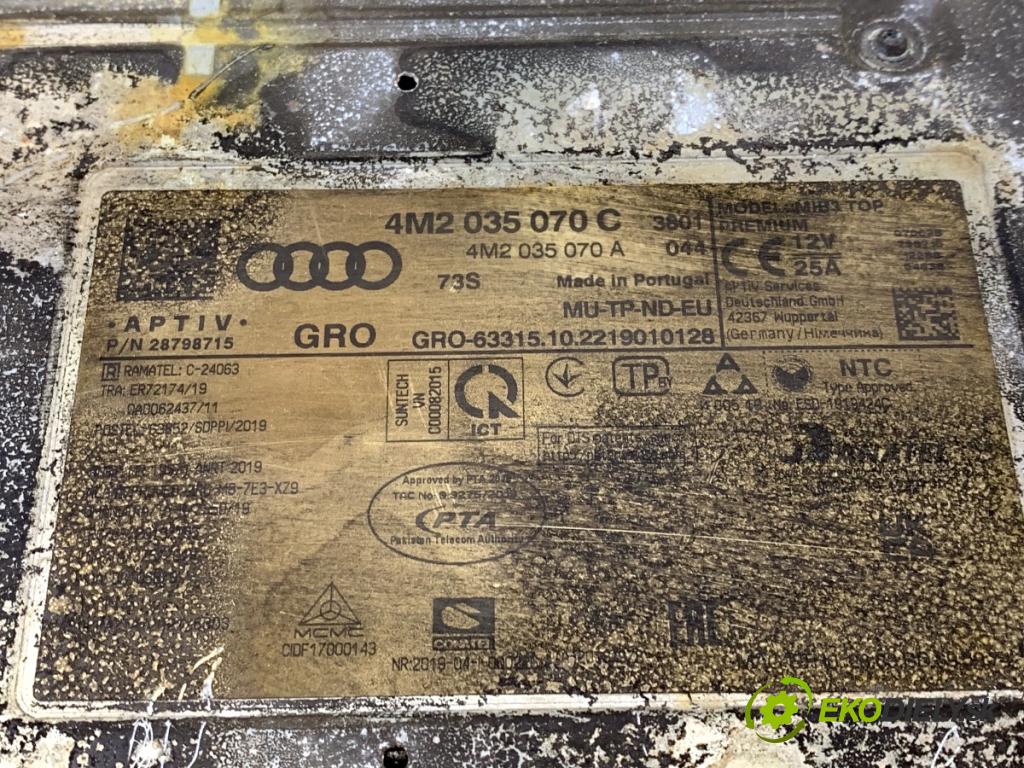 AUDI A6 C8 Kombi 2022 441 kW RS6 Mild Hybrid quattro 3996 RADIO 4M2035070C (Audio zařízení)