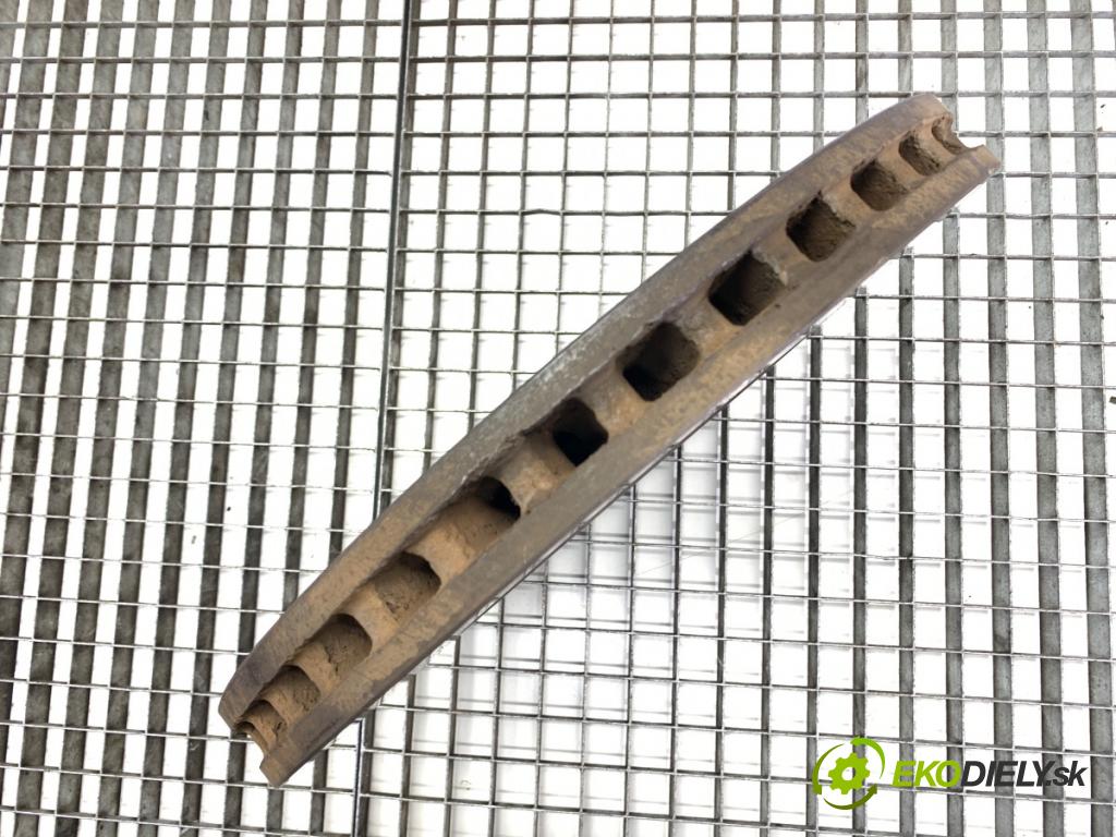 AUDI A6 C8 Kombi 2022 441 kW RS6 Mild Hybrid quattro 3996 Brzdič strmeň Lamela kotúč pravy predný 4K0615302R