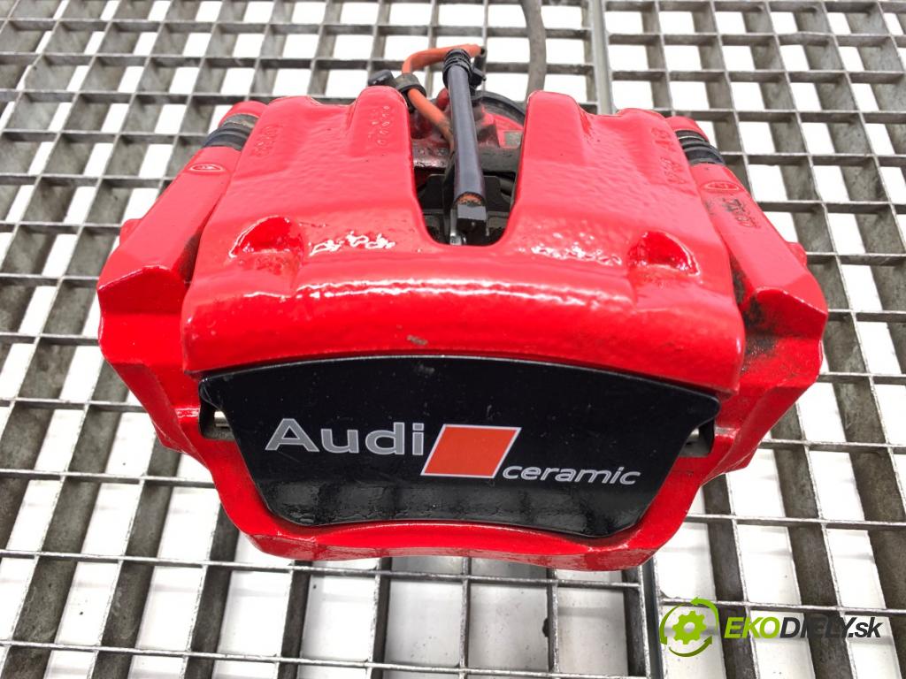 AUDI A6 C8 Kombi 2022 441 kW RS6 Mild Hybrid quattro 3996 Brzdič strmeň Lamela kotúč pravy zad 4M0615602J