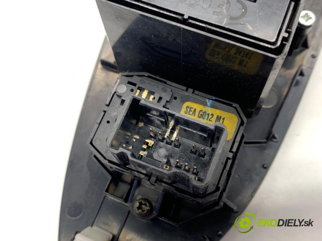 HONDA ACCORD VII sedan 2005 103 kW 2.2 i-CTDi (CN1) 2204 Prepínač okien 35750-SEA-G04 (Prepínacie páčky pod volantom)