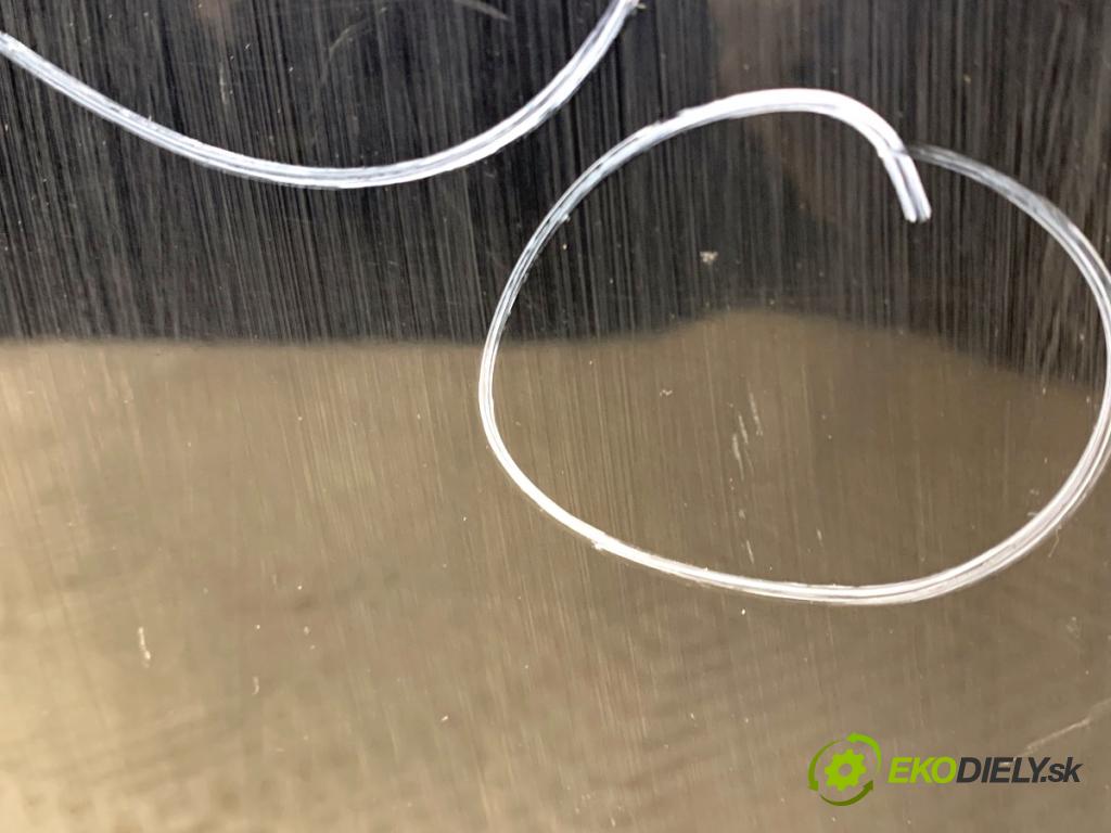 HONDA ACCORD VII sedan 2005 103 kW 2.2 i-CTDi (CN1) 2204 dveře levý přední část