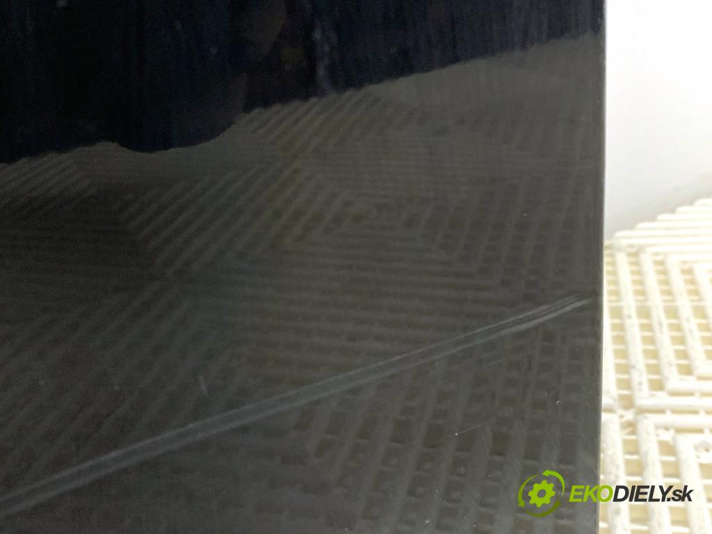 HONDA ACCORD VII sedan 2005 103 kW 2.2 i-CTDi (CN1) 2204 dveře levý přední část