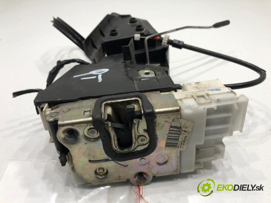 MERCEDES-BENZ W245 liftback 2007 80 kW B 180 CDI (245.207) 1991 zámok Dvere pravy zad 1697302235