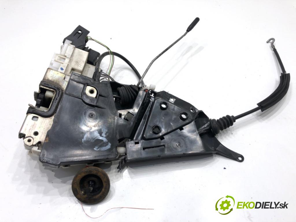 MERCEDES-BENZ W245 liftback 2007 80 kW B 180 CDI (245.207) 1991 zámok Dvere ľavy predný 1697202535