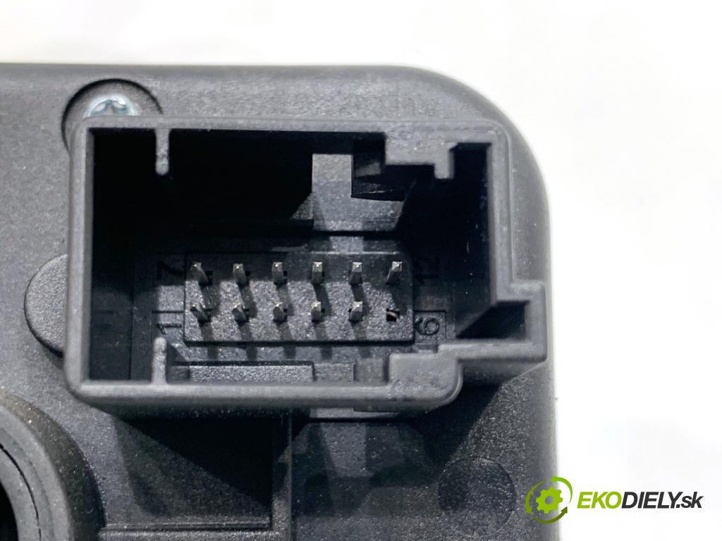 MERCEDES-BENZ W245 liftback 2007 80 kW B 180 CDI (245.207) 1991 Spínač svetiel 1695452704