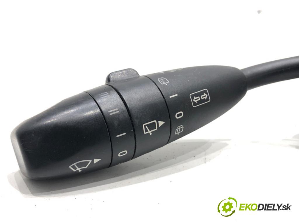 MERCEDES-BENZ W245 liftback 2007 80 kW B 180 CDI (245.207) 1991 přepínač kombinovaný A1695450210 (Páčky pod volantem)