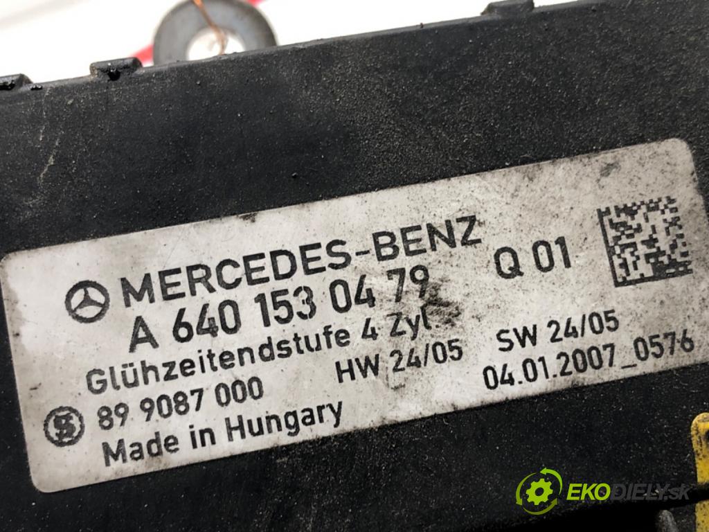 MERCEDES-BENZ W245 liftback 2007 80 kW B 180 CDI (245.207) 1991 relé svíček žhavení A6401530479 (Relé)