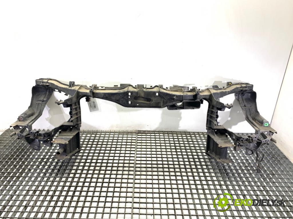 MERCEDES-BENZ W245 liftback 2007 80 kW B 180 CDI (245.207) 1991 držák přední část  (Přední výztuha)