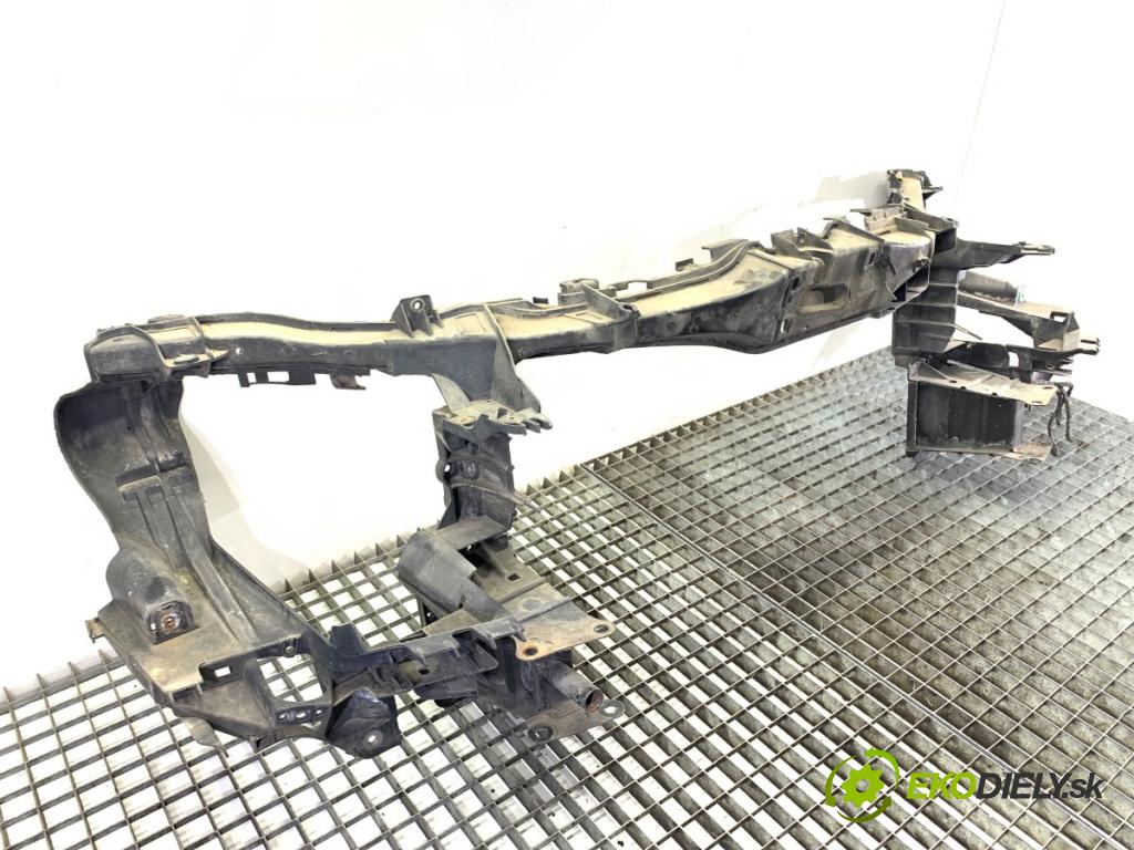 MERCEDES-BENZ W245 liftback 2007 80 kW B 180 CDI (245.207) 1991 držák přední část  (Přední výztuha)