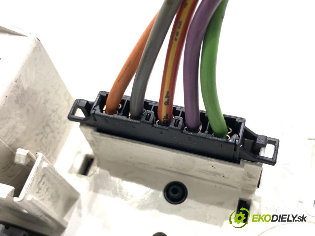 MERCEDES-BENZ W245 liftback 2007 80 kW B 180 CDI (245.207) 1991 Panel ovládania kúrenia A1698301585 (Prepínacie páčky pod volantom)