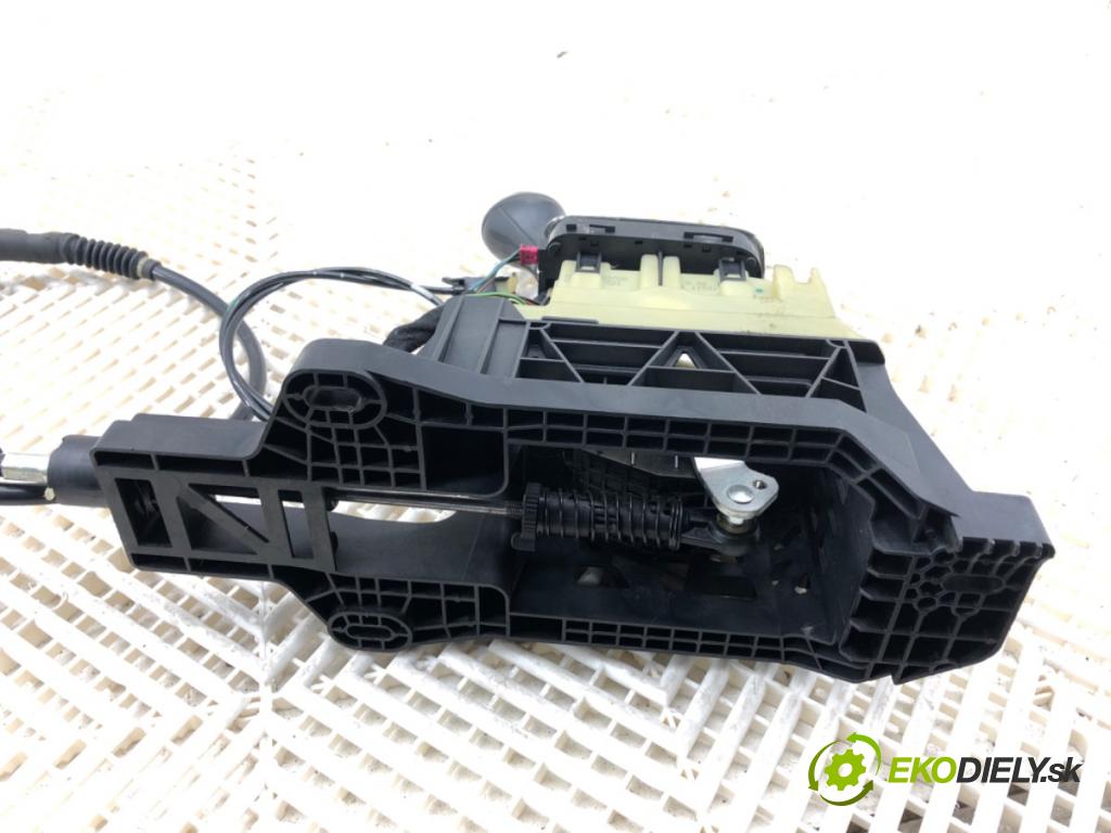 MERCEDES-BENZ W245 liftback 2007 80 kW B 180 CDI (245.207) 1991 Kulisa  (Rýchlostná páka (kulisa))