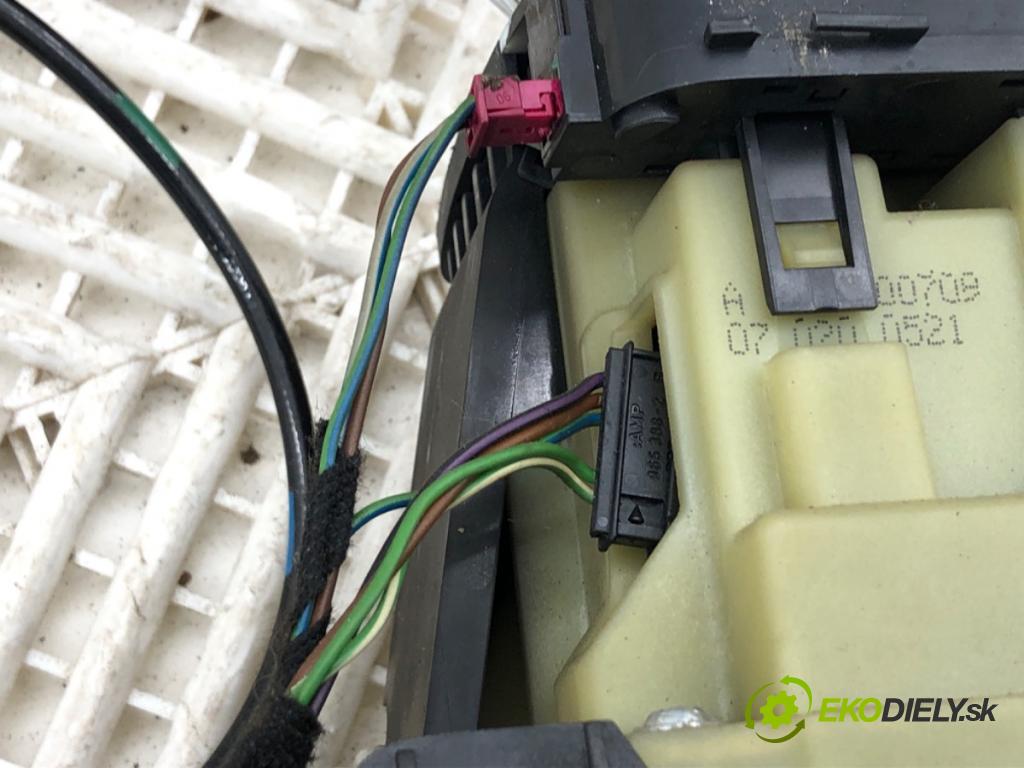 MERCEDES-BENZ W245 liftback 2007 80 kW B 180 CDI (245.207) 1991 Kulisa  (Rýchlostná páka (kulisa))