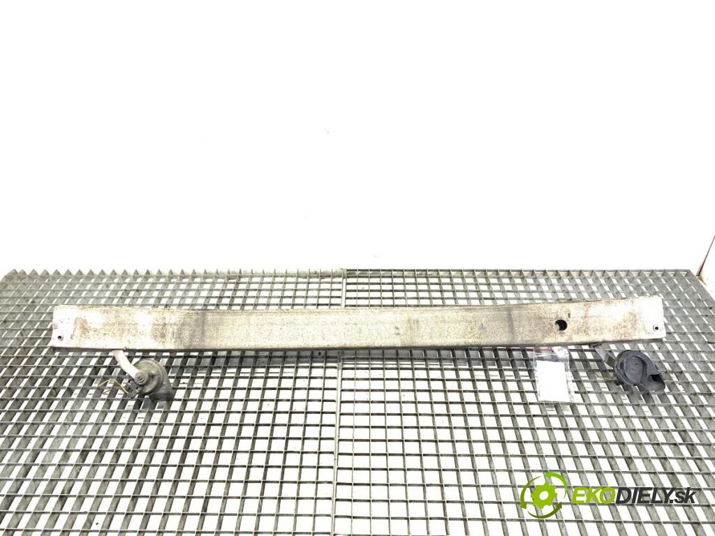 MERCEDES-BENZ W245 liftback 2007 80 kW B 180 CDI (245.207) 1991 výztuha nárazníka přední část  (Přední výztuha)