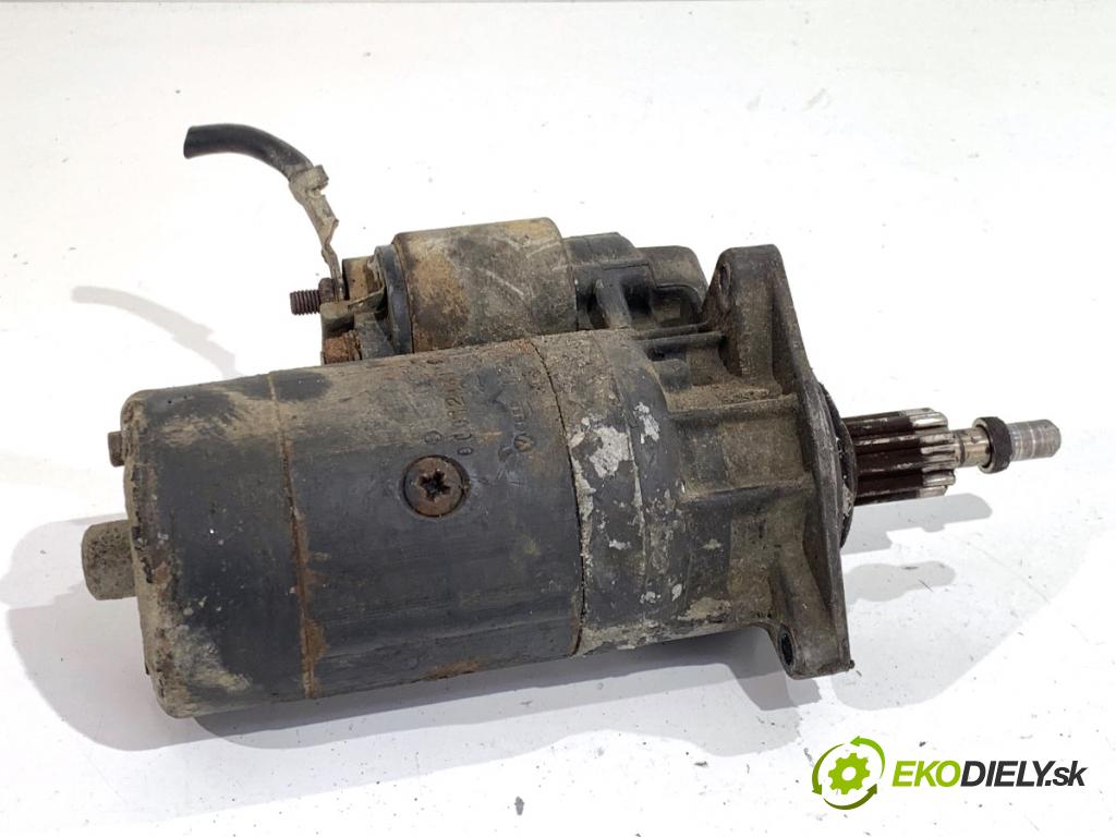 VW TRANSPORTER T4 Autobus 1995 57 kW 2.4 D 2370 Štartér 02B911023A (Štartér)