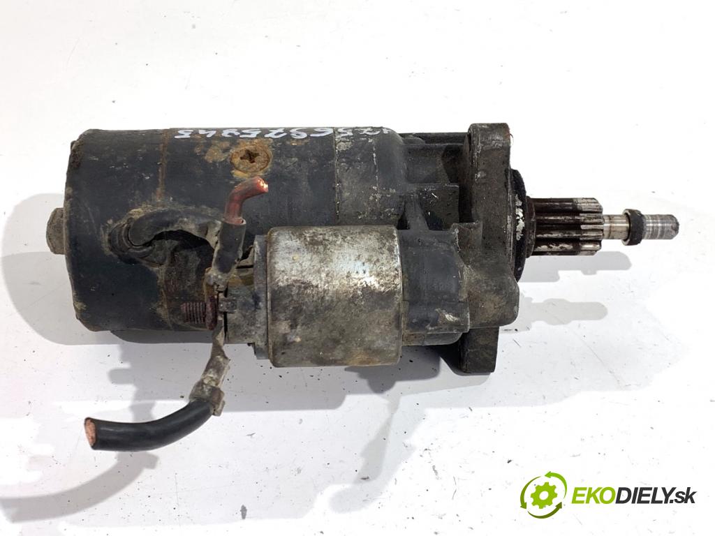 VW TRANSPORTER T4 Autobus 1995 57 kW 2.4 D 2370 Štartér 02B911023A (Štartér)