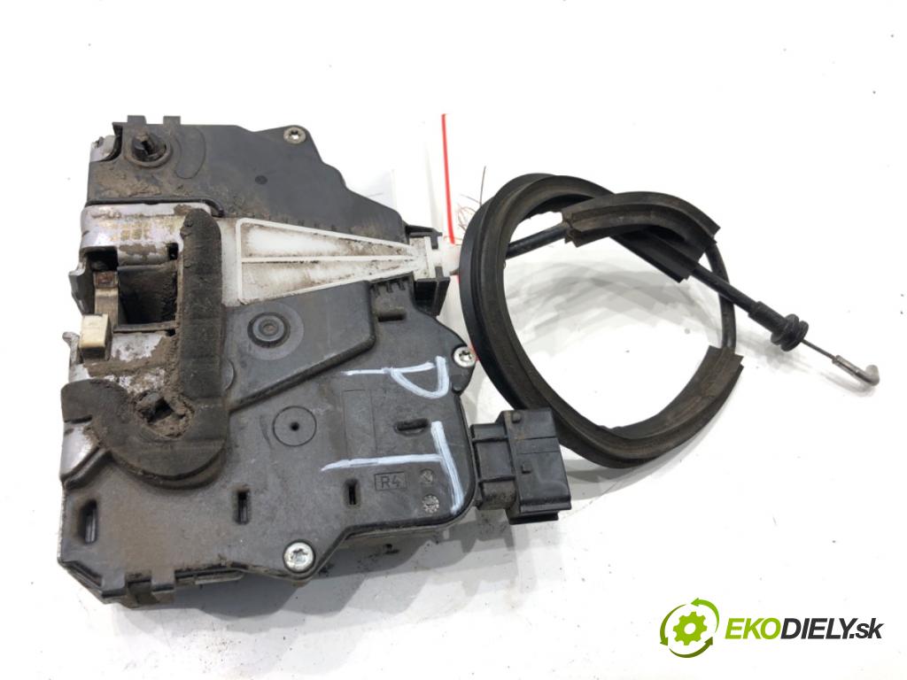 FIAT GRANDE PUNTO liftback 2008 57 kW 1.4 (199AXB11, 199AXB1A, 199BXB1A, 199AXL1A) 1368 zámok dveře pravý zadní část 51797570