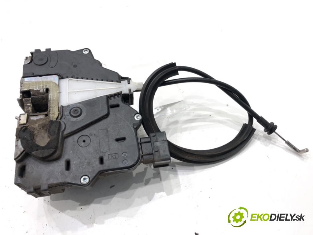 FIAT GRANDE PUNTO liftback 2008 57 kW 1.4 (199AXB11, 199AXB1A, 199BXB1A, 199AXL1A) 1368 zámok dveře pravý přední část 51797558