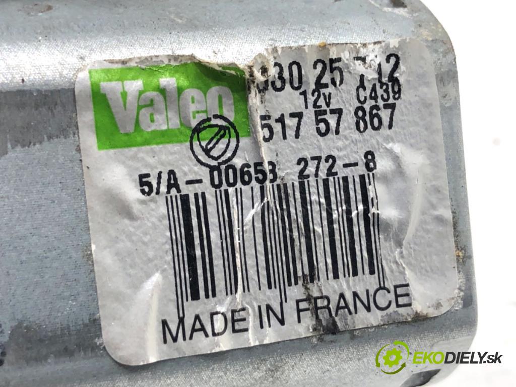 FIAT GRANDE PUNTO liftback 2008 57 kW 1.4 (199AXB11, 199AXB1A, 199BXB1A, 199AXL1A) 1368 motor stěračů zadní část 51757867