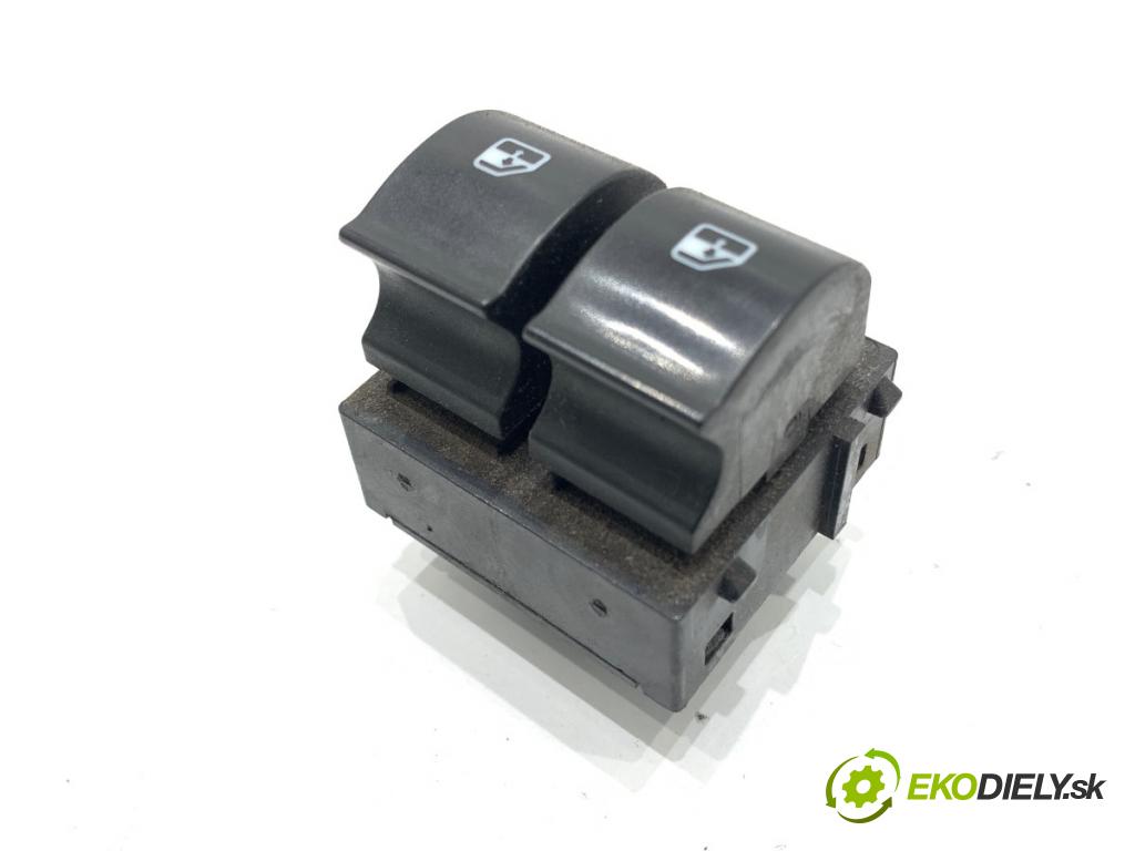 FIAT GRANDE PUNTO liftback 2008 57 kW 1.4 (199AXB11, 199AXB1A, 199BXB1A, 199AXL1A) 1368 Prepínač okien  (Prepínacie páčky pod volantom)