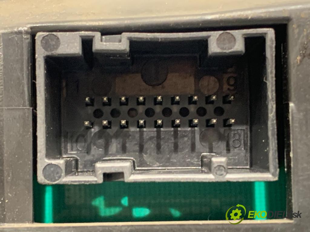 FIAT GRANDE PUNTO liftback 2008 57 kW 1.4 (199AXB11, 199AXB1A, 199BXB1A, 199AXL1A) 1368 Prístrojovka 51828071 (Prístrojová doska)