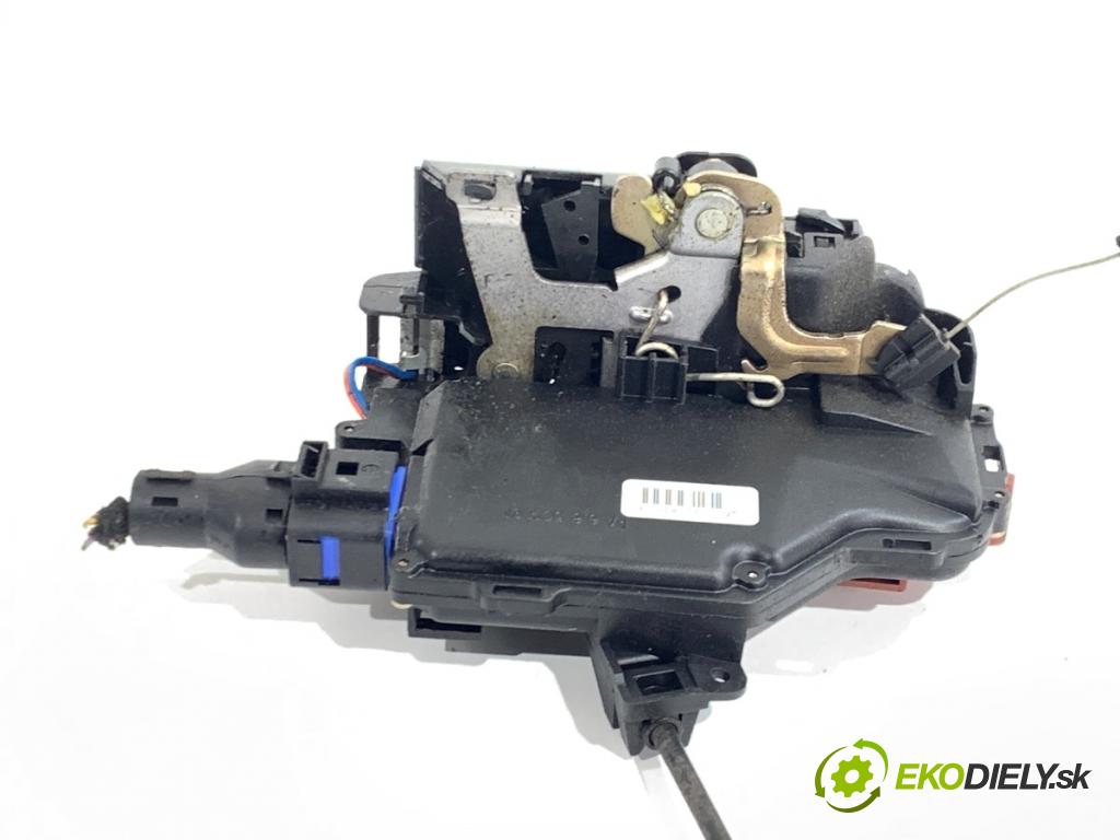 VW GOLF V liftback 2003 77 kW 1.9 TDI 1896 zámok dveře pravý přední část 3D1837016