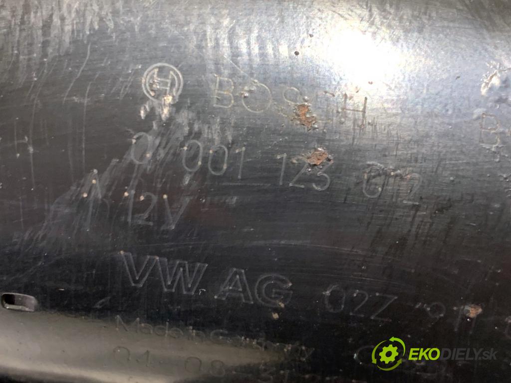 VW GOLF V liftback 2003 77 kW 1.9 TDI 1896 Štartér 02Z911023F (Štartér)