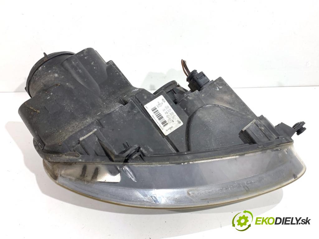 VW GOLF V liftback 2003 77 kW 1.9 TDI 1896 světlomet levý přední část 1K6941005C