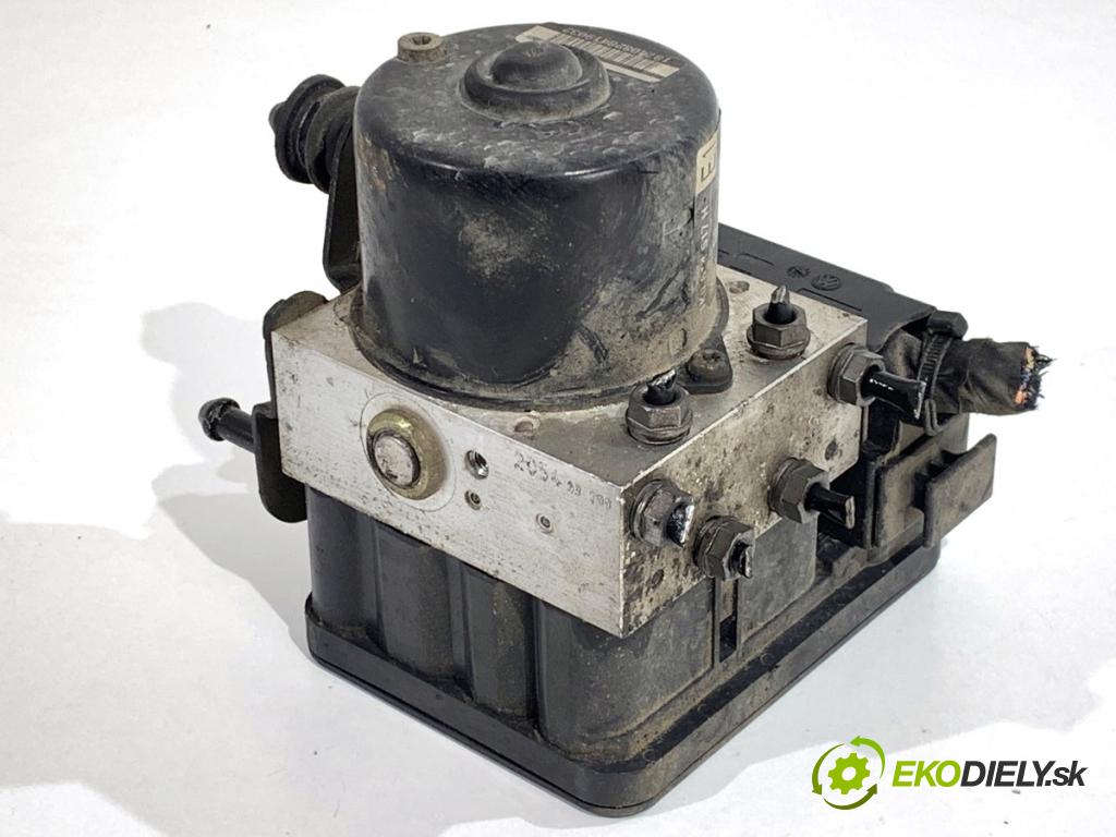 VW GOLF V liftback 2003 77 kW 1.9 TDI 1896 pumpa ABS 1K0614517H (Pumpa ABS)