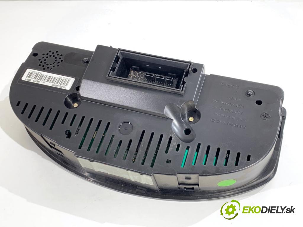 VW GOLF V liftback 2003 77 kW 1.9 TDI 1896 Prístrojovka 1K0920850F (Prístrojová doska)