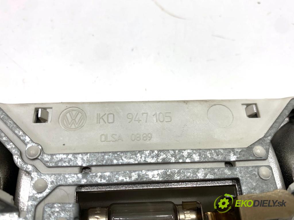VW GOLF V liftback 2003 77 kW 1.9 TDI 1896 světlo stropní 1K0947105