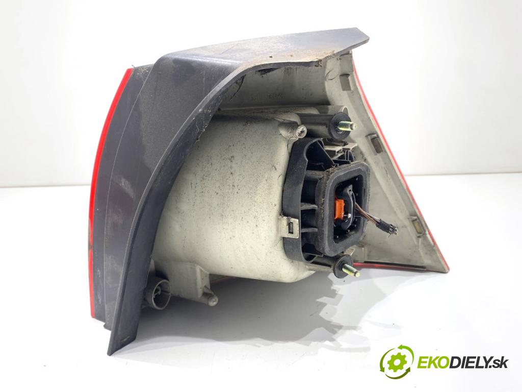 VW GOLF V liftback 2003 77 kW 1.9 TDI 1896 světlo pravý zadní část 1K6945095E