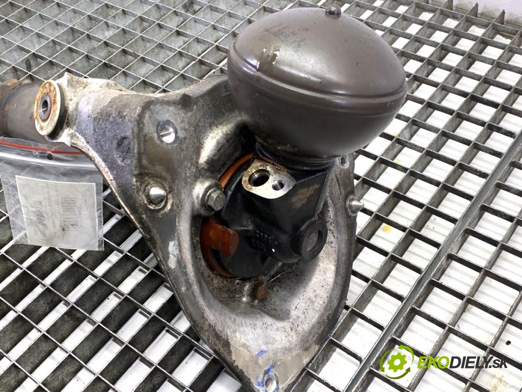 CITROEN C5 III sedan 2011 100 kW 2.0 HDi (RDRHDA) 1997 tlumič levý přední část 9674996880